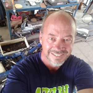 Meet your Posher, Victor